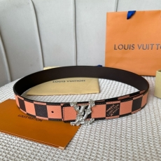 LOUIS VUITTON Belts